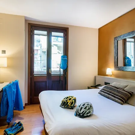 Els Cacadors De Ribes Hotell 3*