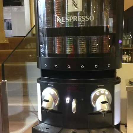 Hotell Els Cacadors De Ribes 3*